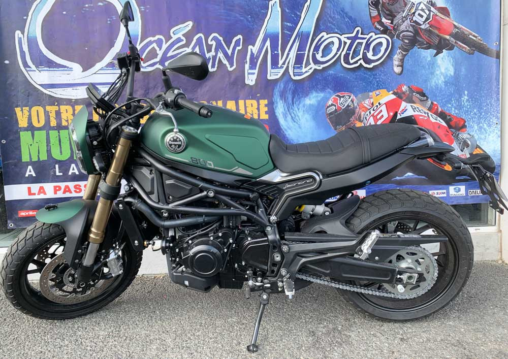 Benelli Léoncino 800 A2 Benelli Léoncino 800 A2