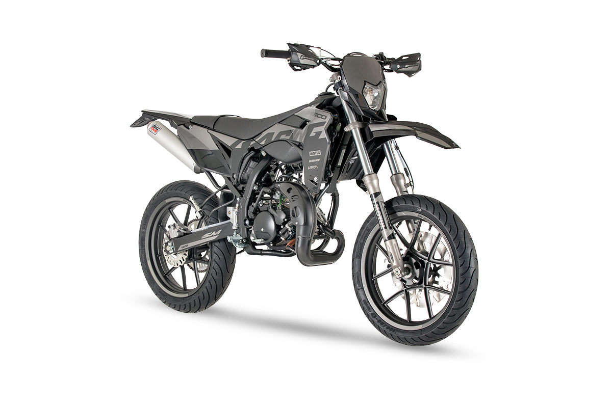 50 SM-R BLACKMOON 50 SM-R BLACKMOON